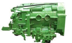 Коробка передач гусеничного экскаватора UMG E160C