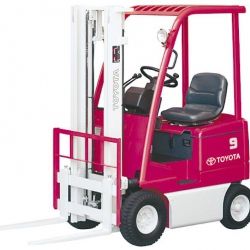Ремонт электропогрузчика Toyota 3FB9