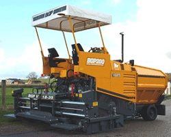 Ремонт колесного асфальтоукладчика Barber-greene BGP 200 Ремонт колесного асфальтоукладчика Barber-greene BGP 200