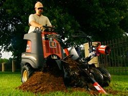 Ремонт траншеекопателя (траншейные экскаваторы и машины) Ditch Witch R300 2WD