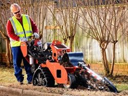 Ремонт траншеекопателя (траншейные экскаваторы и машины) Ditch Witch RT24