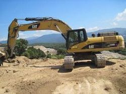 Запчасти для гусеничного экскаватора Caterpillar 330D LN