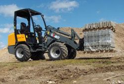 Ремонт фронтального мини-погрузчика GiANT V5003 T X-tra