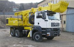 Ремонт экскаватора-планировщика Tisovec UDS-114 на шасси MAN TGA 26.310