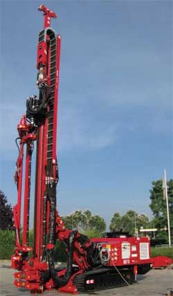 Ремонт бурового станка для свай EGT MD722