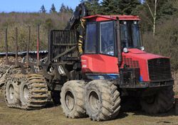 Ремонт форвардера Valmet 860