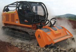 Ремонт лесного мульчера (измельчитель пней) PrimeTech PT-400