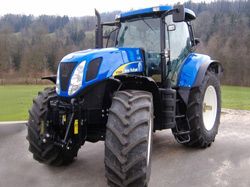 Запчасти для трактора New Holland T7060