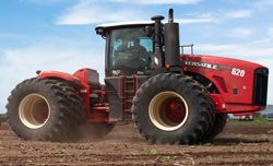 Запчасти для трактора Versatile 620 4WD