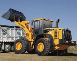 Запчасти для HYUNDAI HL 740-9S