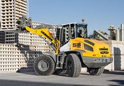 Ремонт фронтального мини-погрузчика Liebherr L 518 Stereo