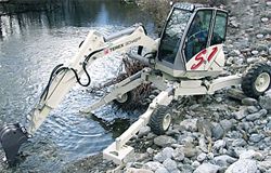 Ремонт нестандартного экскаватора Terex-Shaeff S1