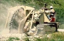 Ремонт траншеекопателя (траншейные экскаваторы и машины) Tesmec TRS 1000 Rocksaw