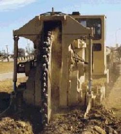 Ремонт траншеекопателя (траншейные экскаваторы и машины) Tesmec TRS 1075 Rocksaw