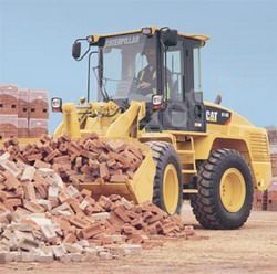 Ремонт фронтального мини-погрузчика Caterpillar 914G