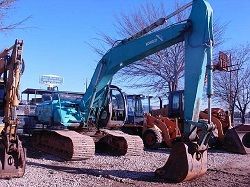 Ремонт гусеничного экскаватора Kobelco SK200 ACERA SV