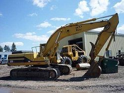 Запчасти для гусеничного экскаватора Caterpillar 325