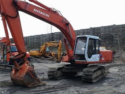 Запчасти для гусеничного экскаватора Hitachi EX200