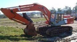 Запчасти для гусеничного экскаватора Hitachi EX220-3