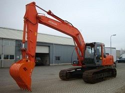 Запчасти для гусеничного экскаватора Hitachi ZX180LC