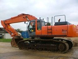 Запчасти для гусеничного экскаватора Hitachi ZX460LCH