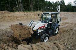 Ремонт экскаватора-погрузчика Terex TX860B