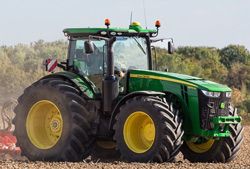 Запчасти для трактора John Deere 8370R