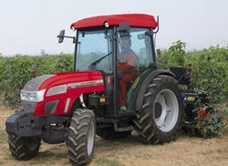 Запчасти для трактора McCormick F 90 N (T3)