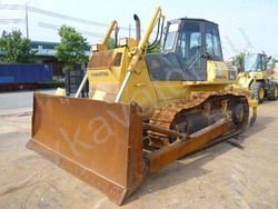 Запчасти для бульдозера Komatsu D65E-12E