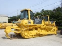 Запчасти для бульдозера Komatsu D63E-12