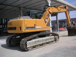 Запчасти для гусеничного экскаватора Liebherr R 900