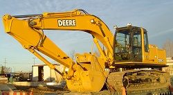 Запчасти для гусеничного экскаватора John Deere 200C LC