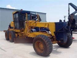 Запчасти для грейдера (автогрейдера) Komatsu GD625A-1