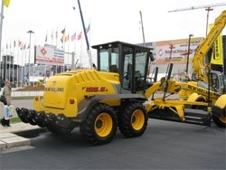 Запчасти для грейдера (автогрейдера) New Holland F156.6A