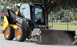 Запчасти для мини-погрузчика (бортовой поворот) JCB 280