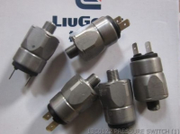 13C0122 РЕЛЕ ДАВЛЕНИЯ LIUGONG